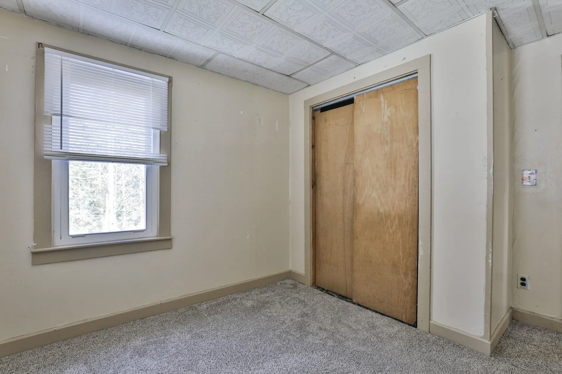 48 Base Hill Road Keene NH 03431