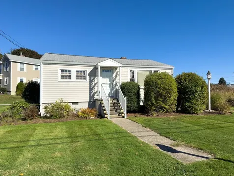 53 Foss Circle Rye NH 03870