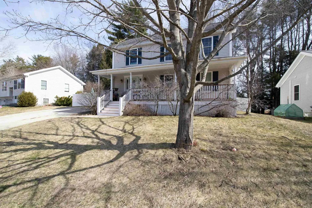 8 Bentwood Street Concord NH 03303