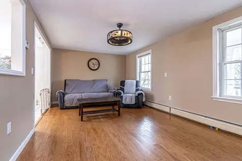 8 Bentwood Street Concord NH 03303