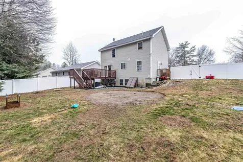 8 Bentwood Street Concord NH 03303