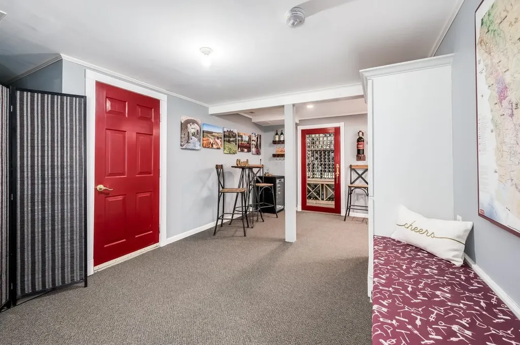 4 Meader Lane Durham NH 03824