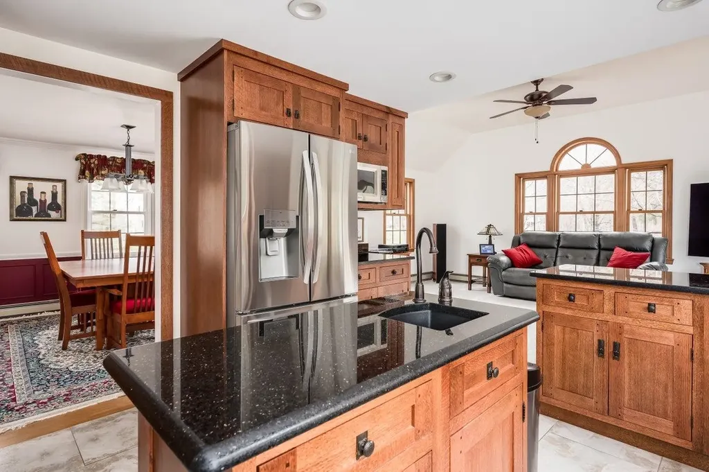 4 Meader Lane Durham NH 03824