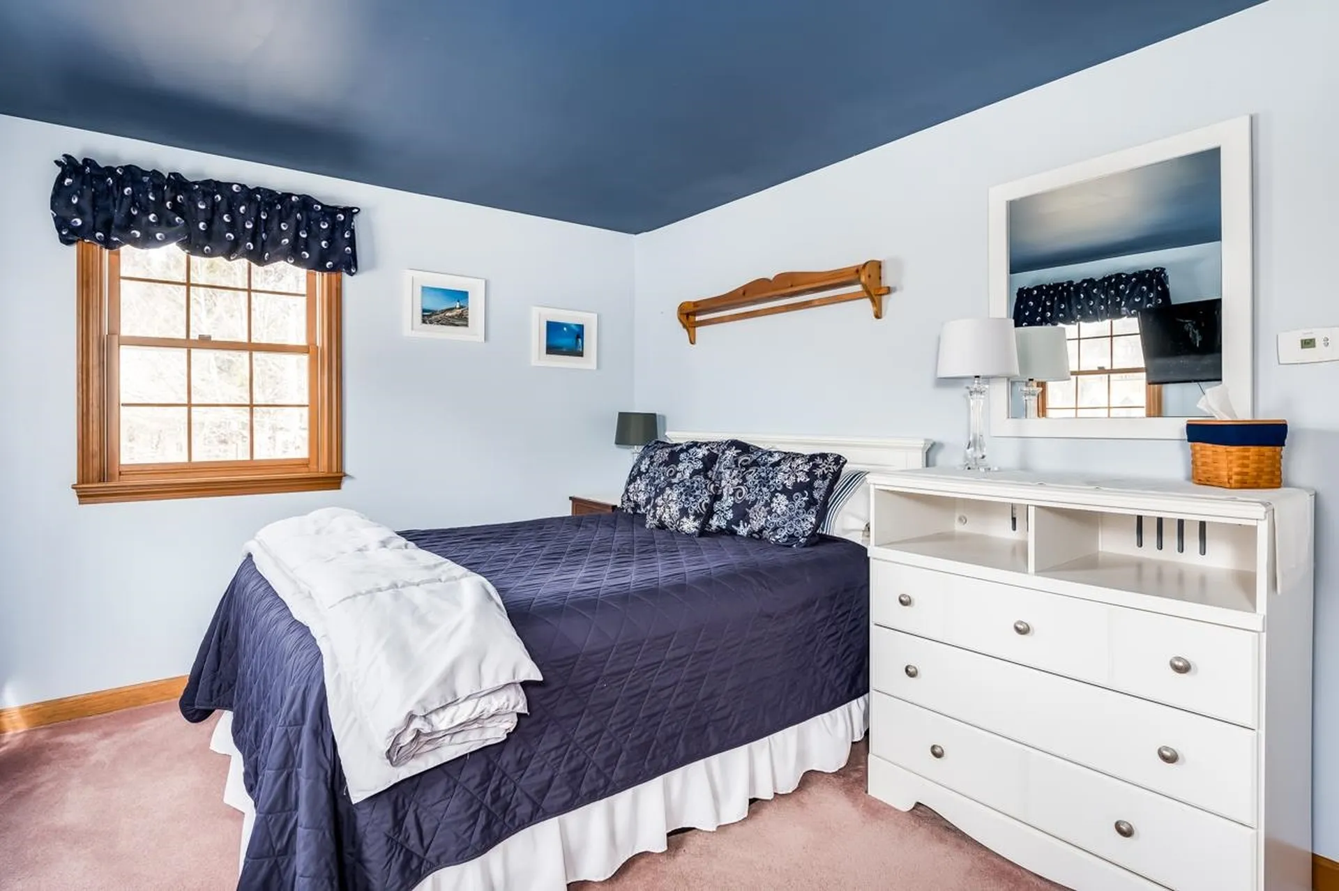 4 Meader Lane Durham NH 03824