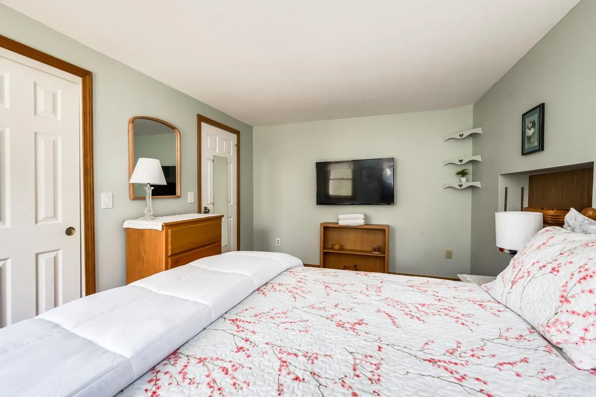 4 Meader Lane Durham NH 03824