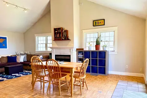 89 Arcadian Way Hartford VT 05059-3046