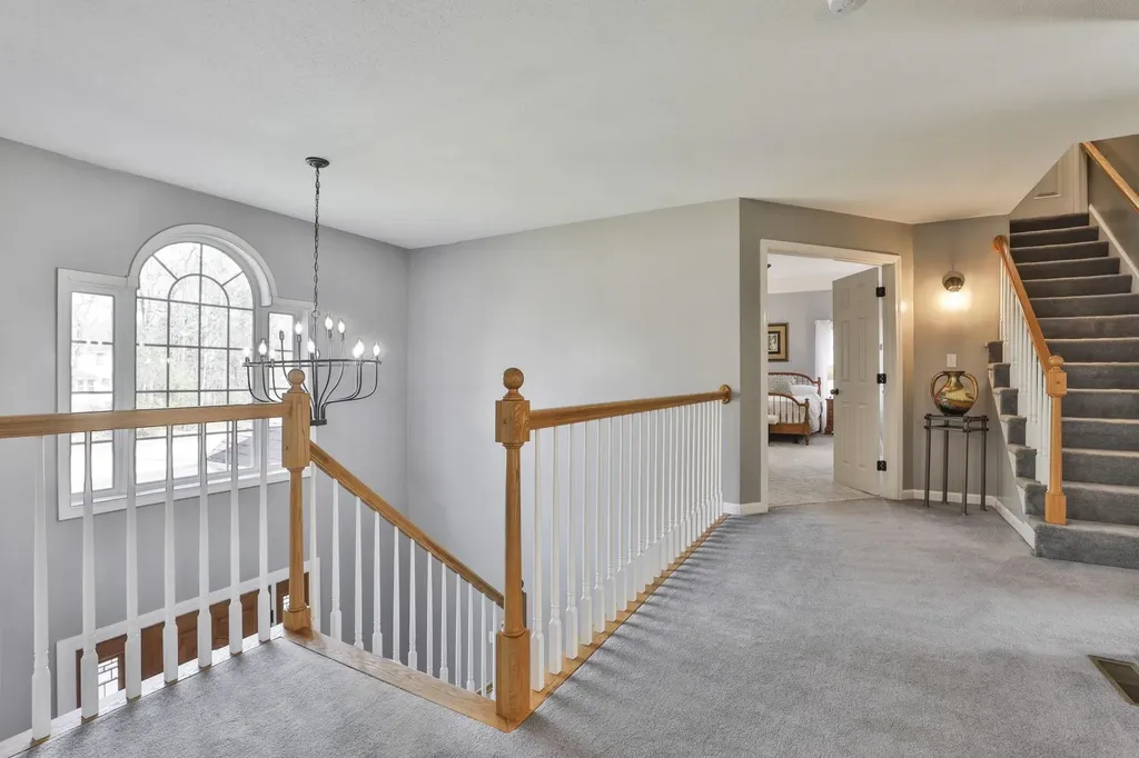 9 Copeland Drive Hudson NH 03051