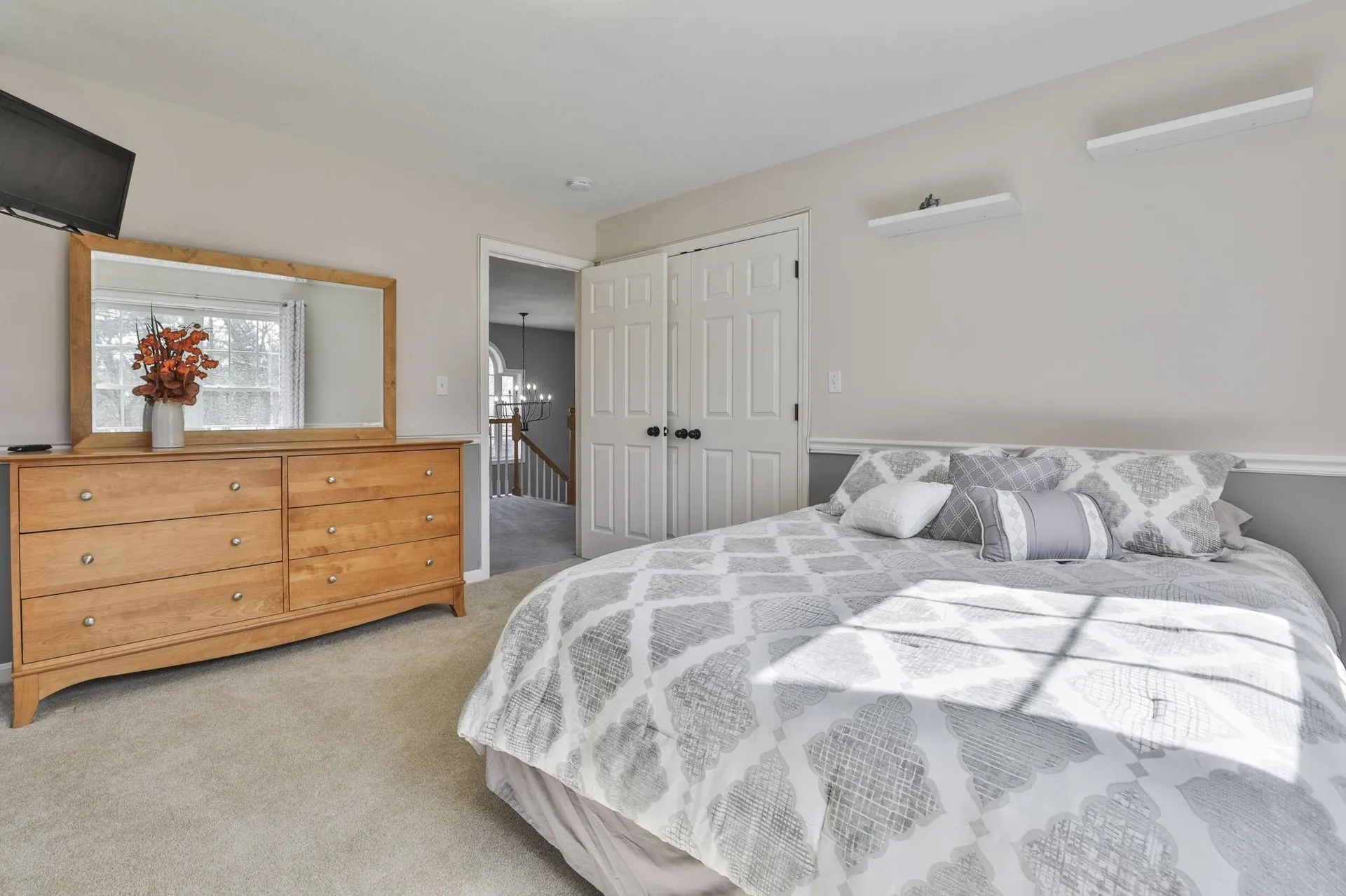 9 Copeland Drive Hudson NH 03051
