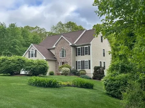 9 Copeland Drive Hudson NH 03051