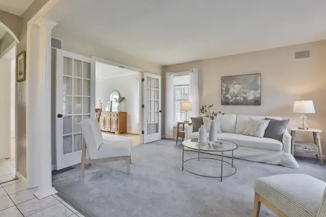 9 Copeland Drive Hudson NH 03051