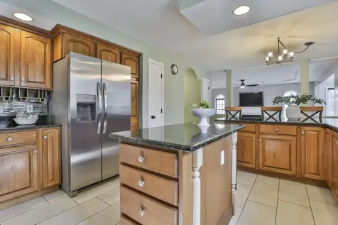 9 Copeland Drive Hudson NH 03051