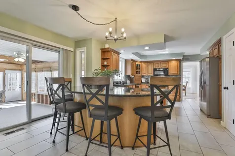 9 Copeland Drive Hudson NH 03051