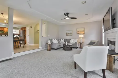 9 Copeland Drive Hudson NH 03051