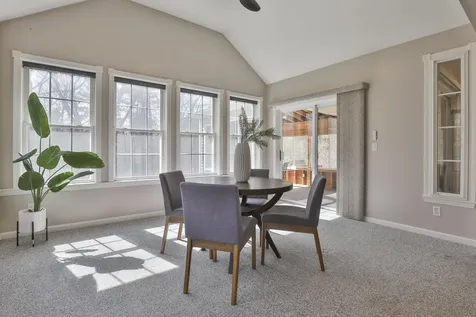 9 Copeland Drive Hudson NH 03051