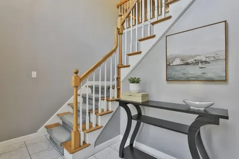 9 Copeland Drive Hudson NH 03051