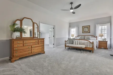 9 Copeland Drive Hudson NH 03051