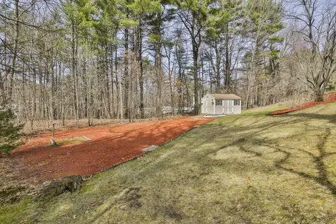 9 Copeland Drive Hudson NH 03051