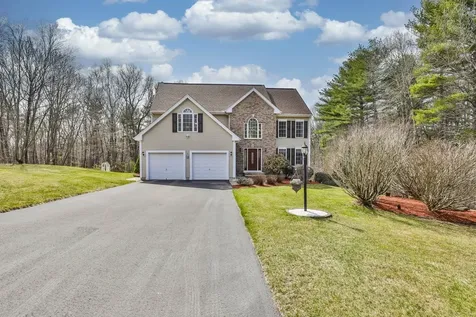 9 Copeland Drive Hudson NH 03051