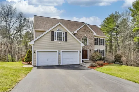 9 Copeland Drive Hudson NH 03051