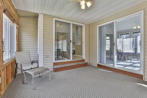 9 Copeland Drive Hudson NH 03051