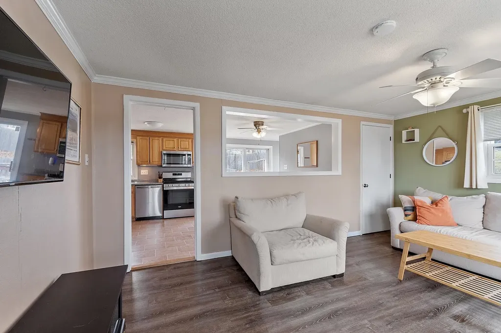 46 Northeastern Boulevard Nashua NH 03062