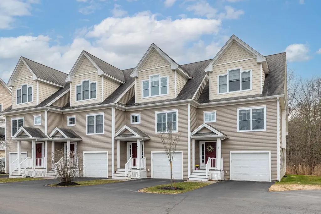 131 Court Street Exeter NH 03833