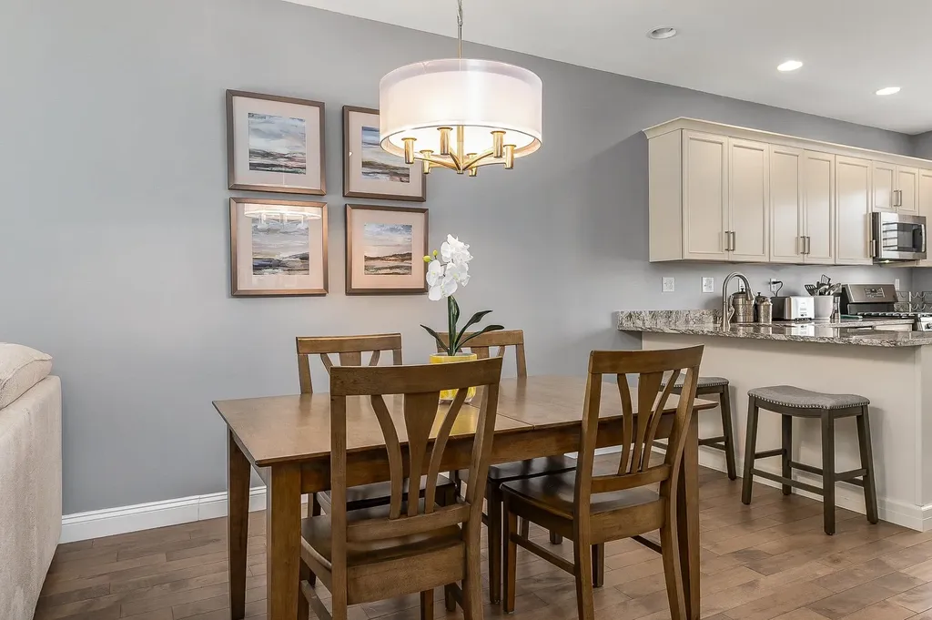 131 Court Street Exeter NH 03833