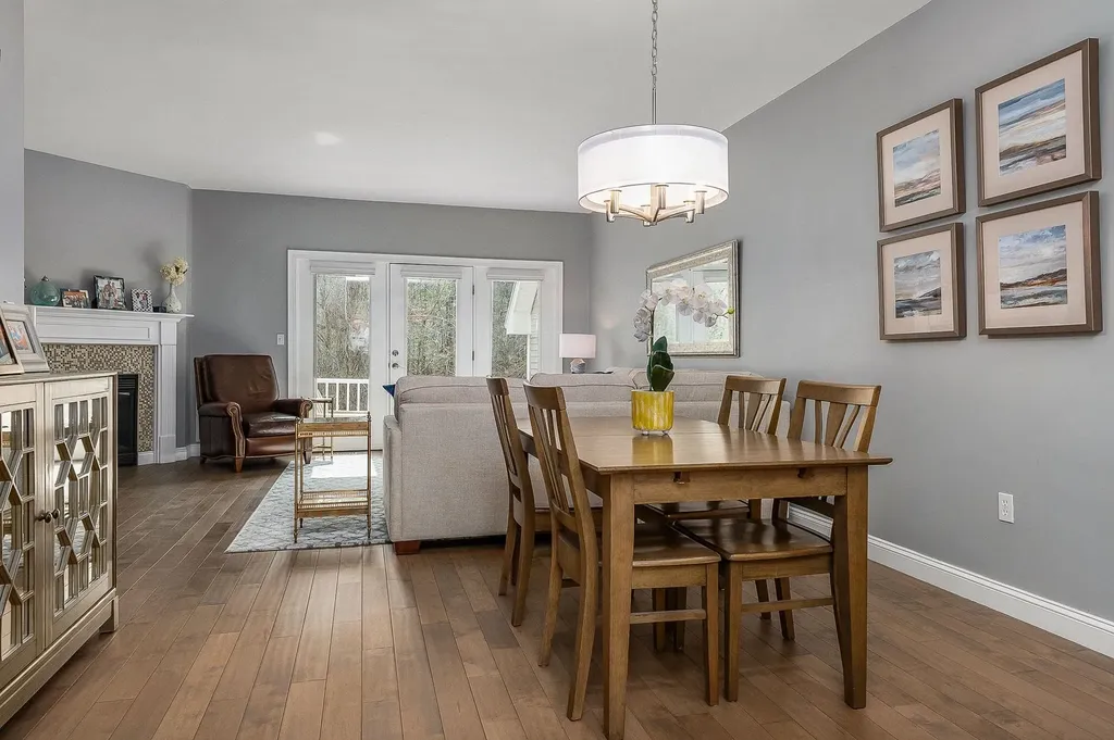 131 Court Street Exeter NH 03833