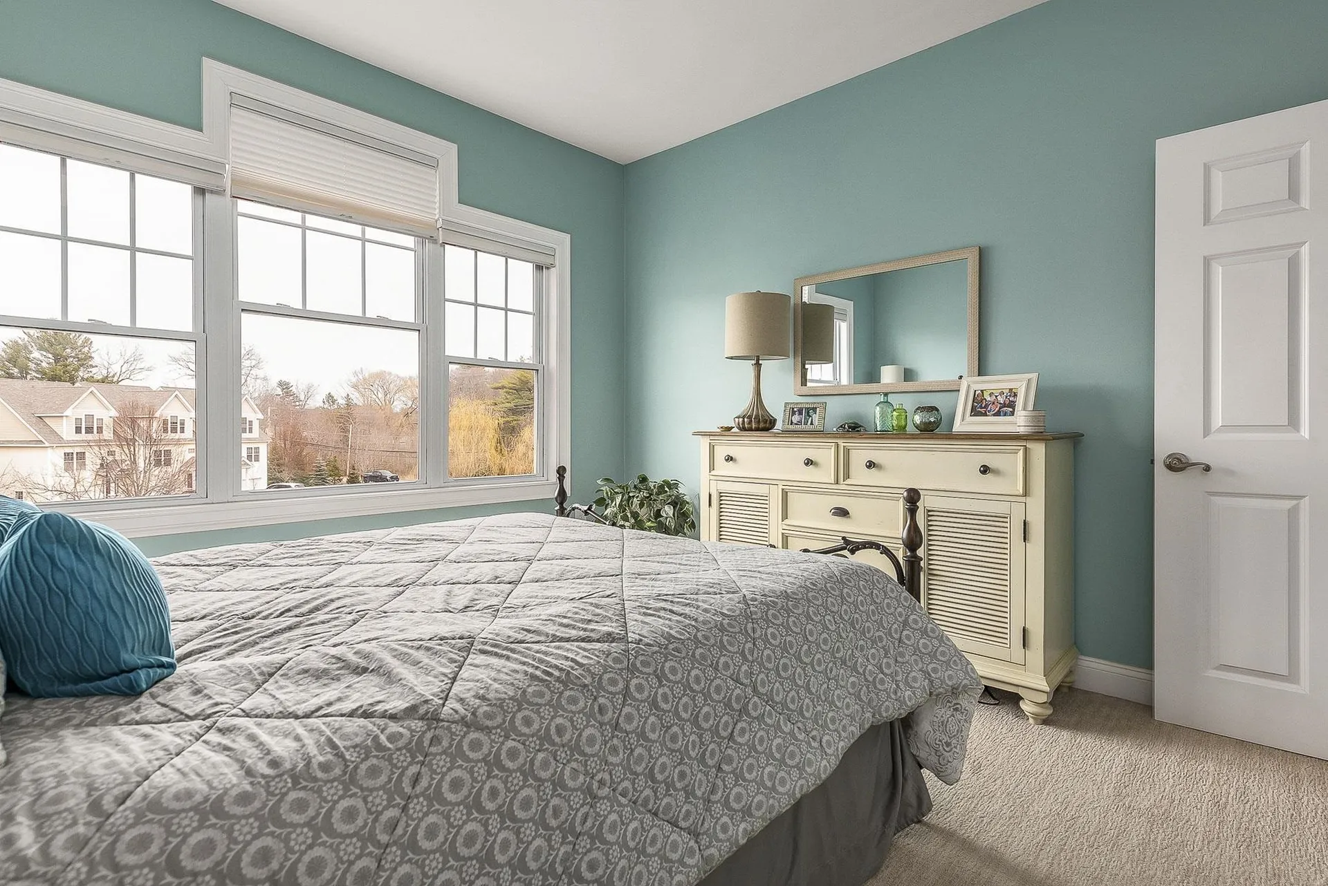 131 Court Street Exeter NH 03833