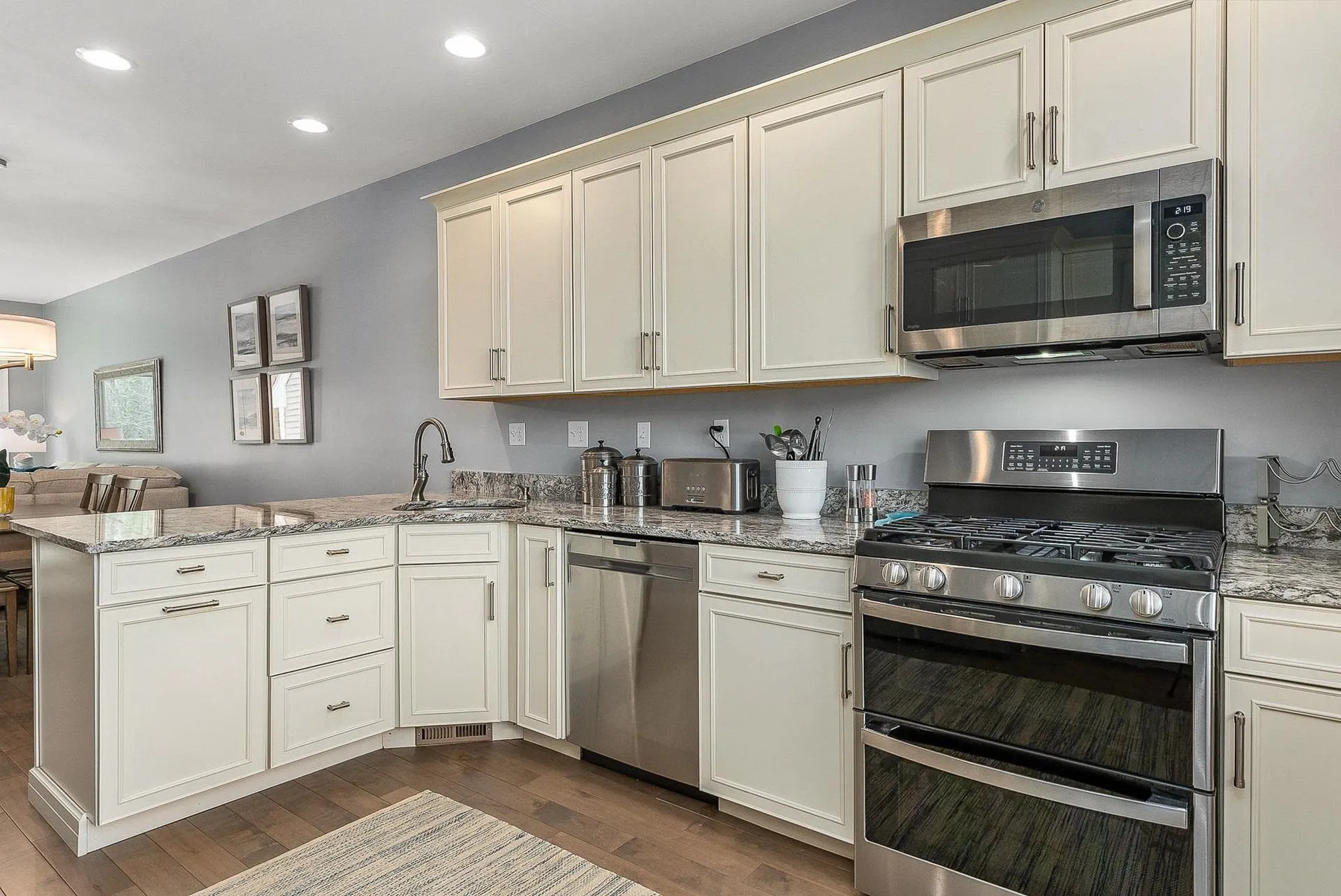 131 Court Street Exeter NH 03833