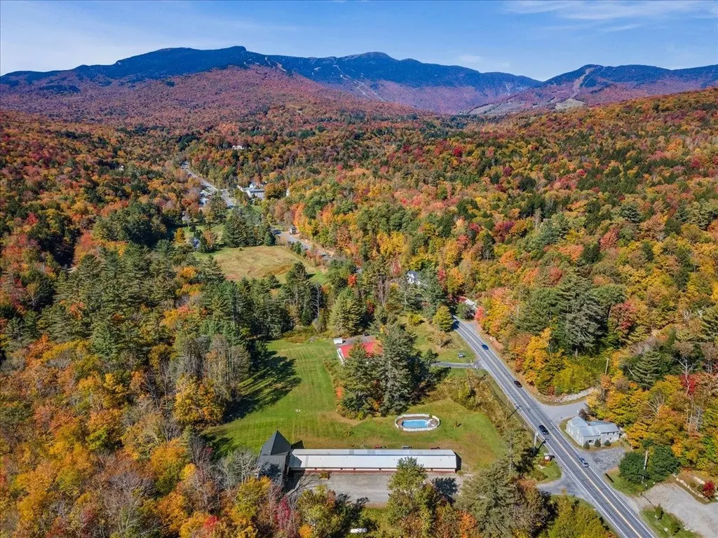 4527 Mountain Road Stowe VT 05672