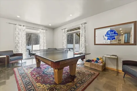 4527 Mountain Road Stowe VT 05672