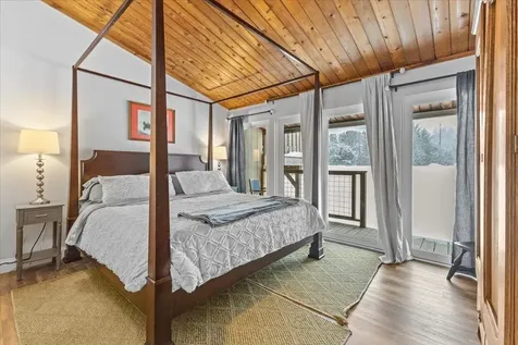 4527 Mountain Road Stowe VT 05672