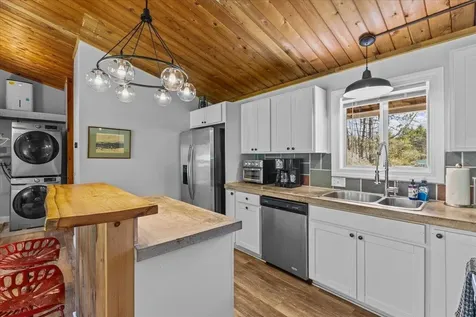 4527 Mountain Road Stowe VT 05672