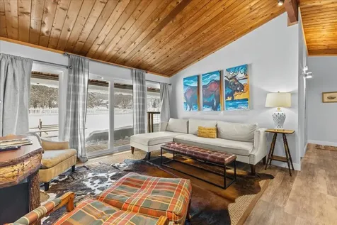 4527 Mountain Road Stowe VT 05672