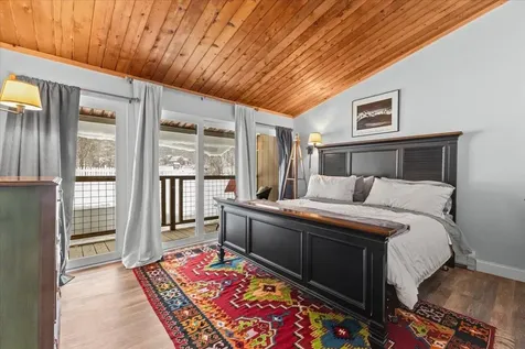 4527 Mountain Road Stowe VT 05672