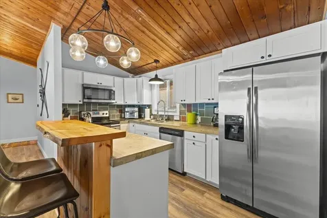 4527 Mountain Road Stowe VT 05672