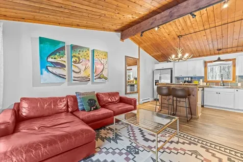 4527 Mountain Road Stowe VT 05672