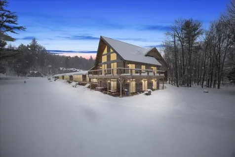 4527 Mountain Road Stowe VT 05672