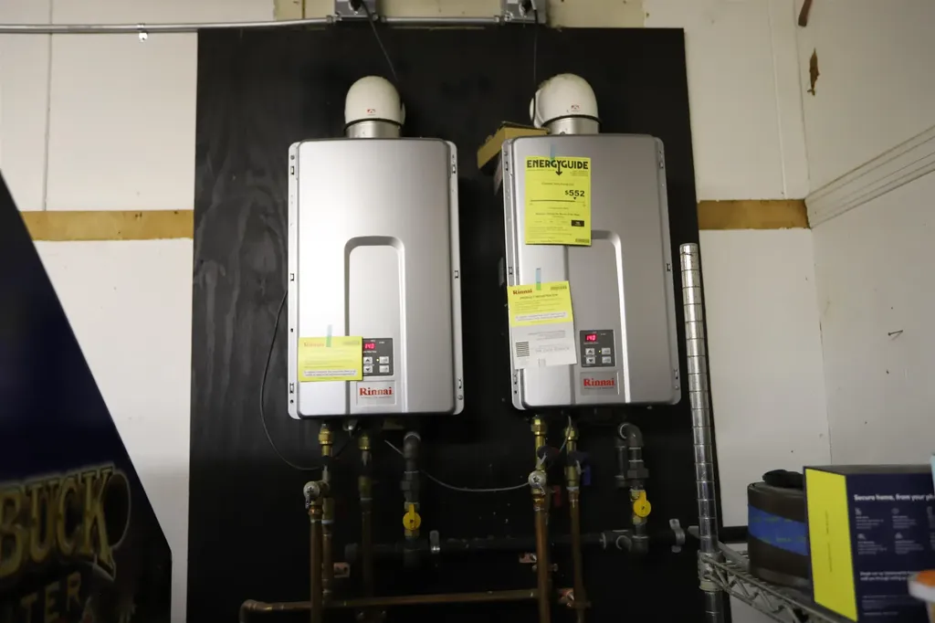 2 Cross, 24 Main, 109/113/123/389 Railroad Street Brighton VT 05846