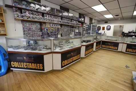 2 Cross, 24 Main, 109/113/123/389 Railroad Street Brighton VT 05846