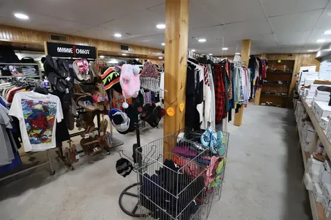 2 Cross, 24 Main, 109/113/123/389 Railroad Street Brighton VT 05846