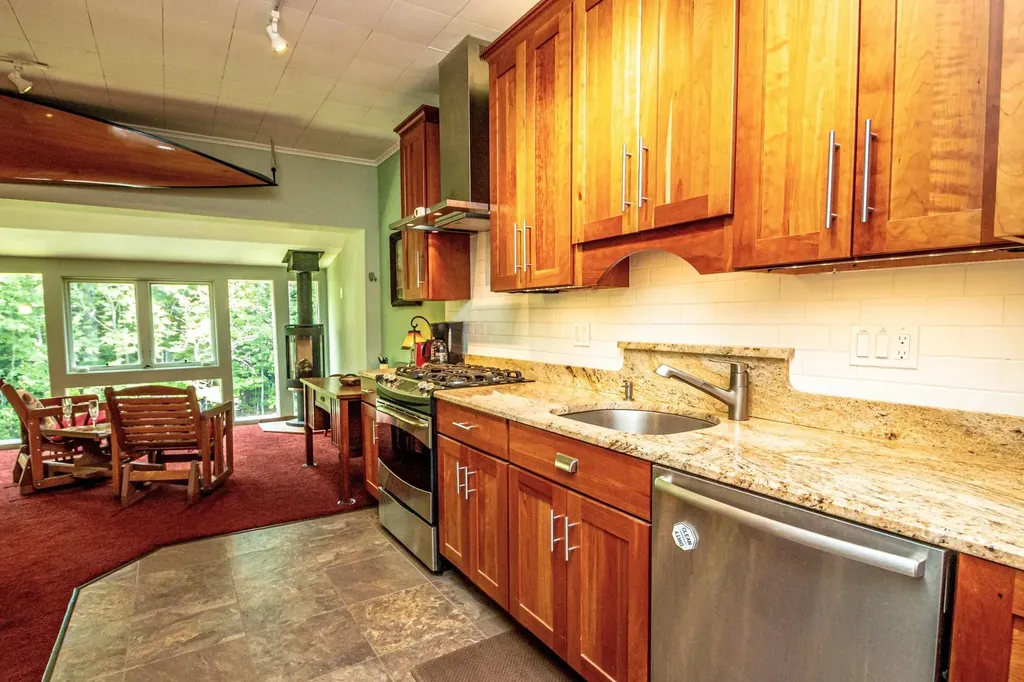 689 Kearsarge Road Conway NH 03860