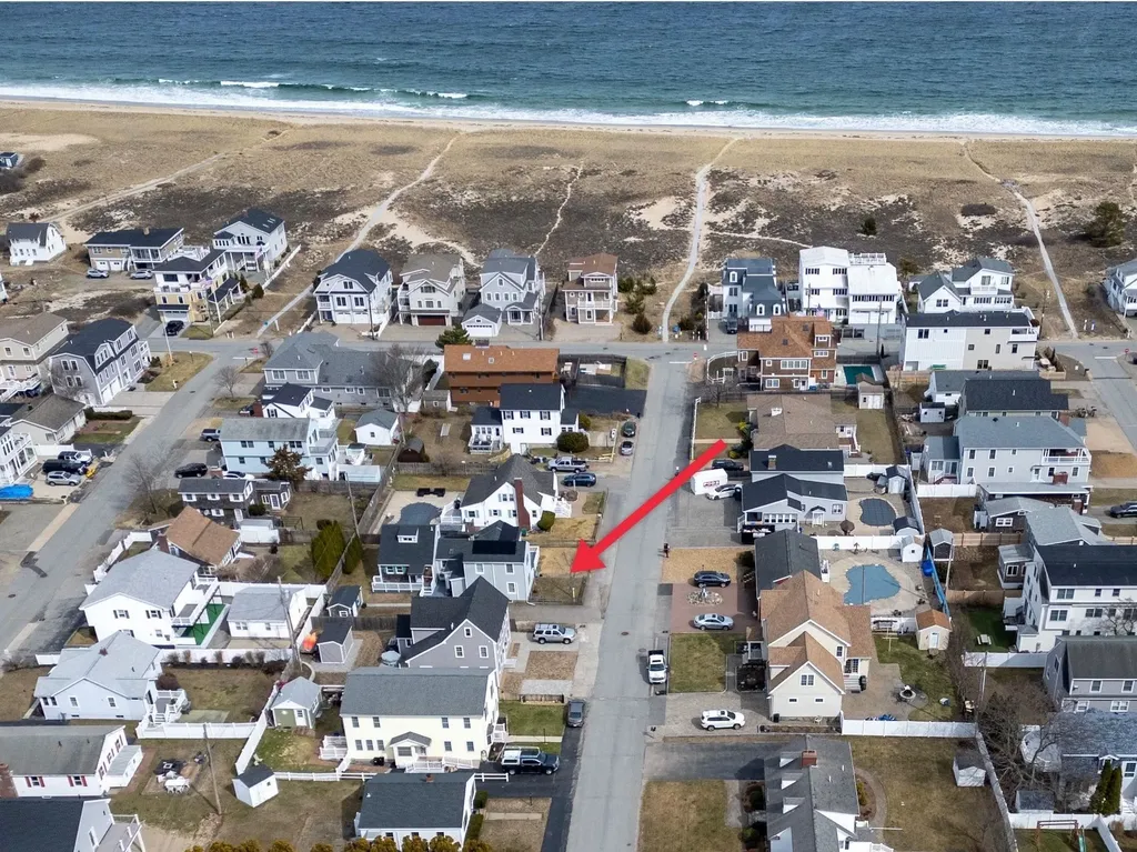 9 Tyngsboro Street Seabrook NH 03874