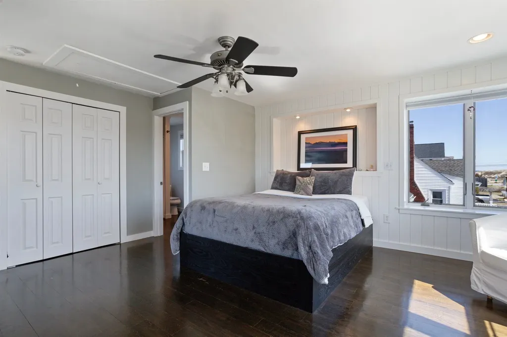 9 Tyngsboro Street Seabrook NH 03874