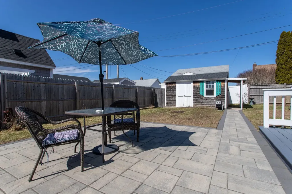 9 Tyngsboro Street Seabrook NH 03874