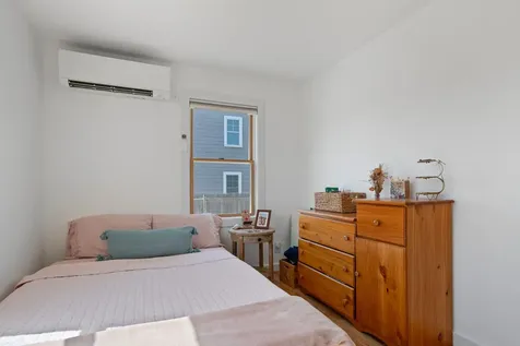 9 Tyngsboro Street Seabrook NH 03874