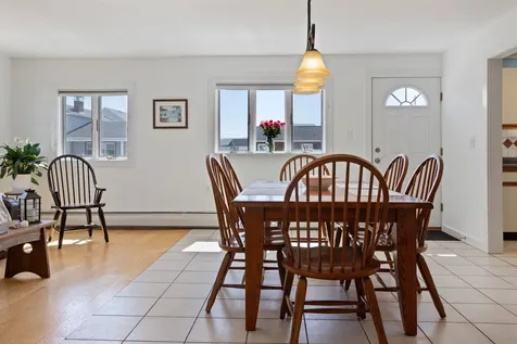 9 Tyngsboro Street Seabrook NH 03874