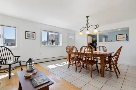 9 Tyngsboro Street Seabrook NH 03874