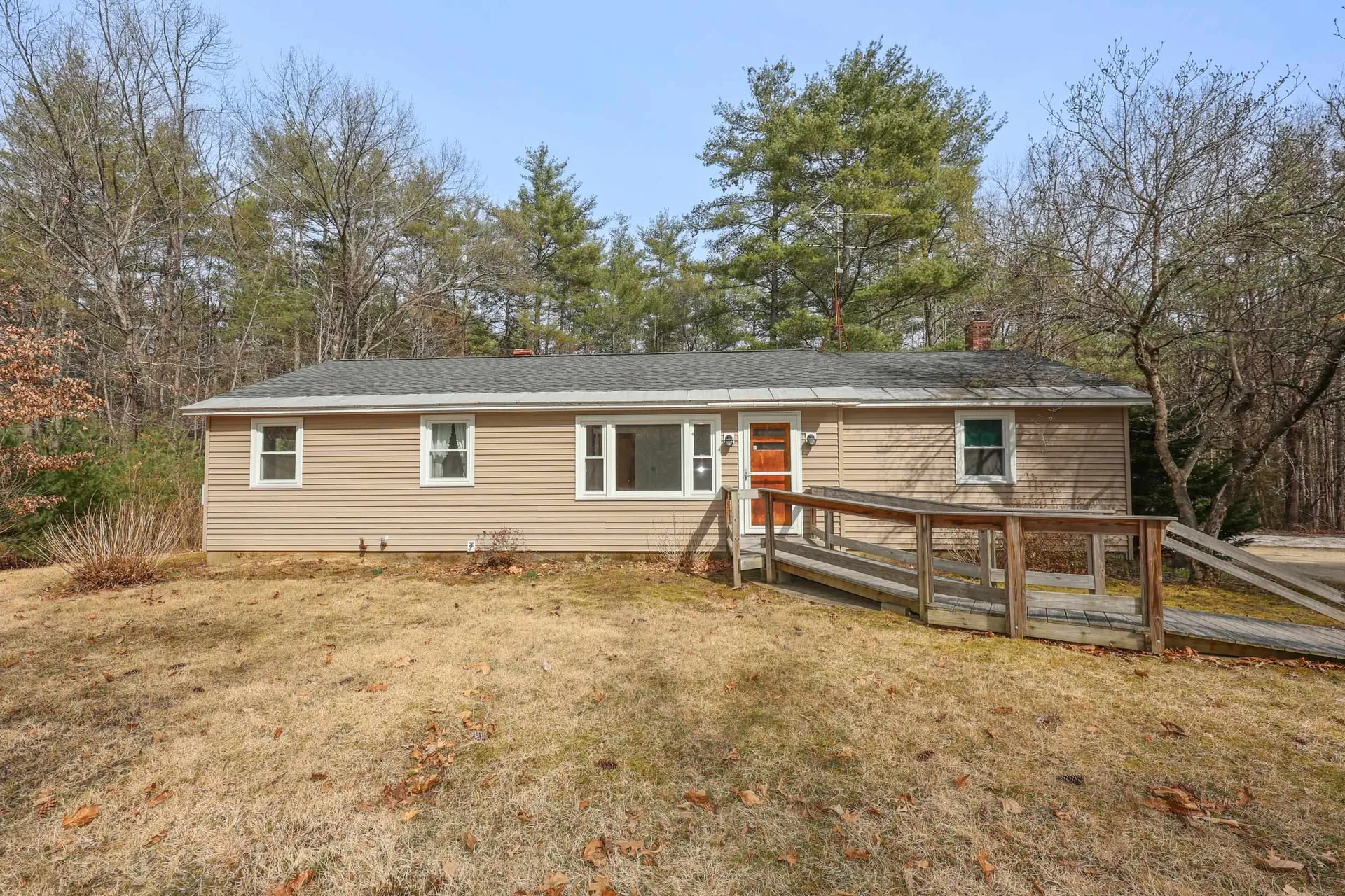24 Ponemah Road Amherst NH 03031